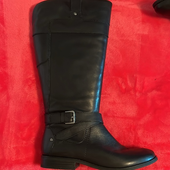 Marc Fisher Arty leather boot sz9 wide calf - Picture 2 of 6